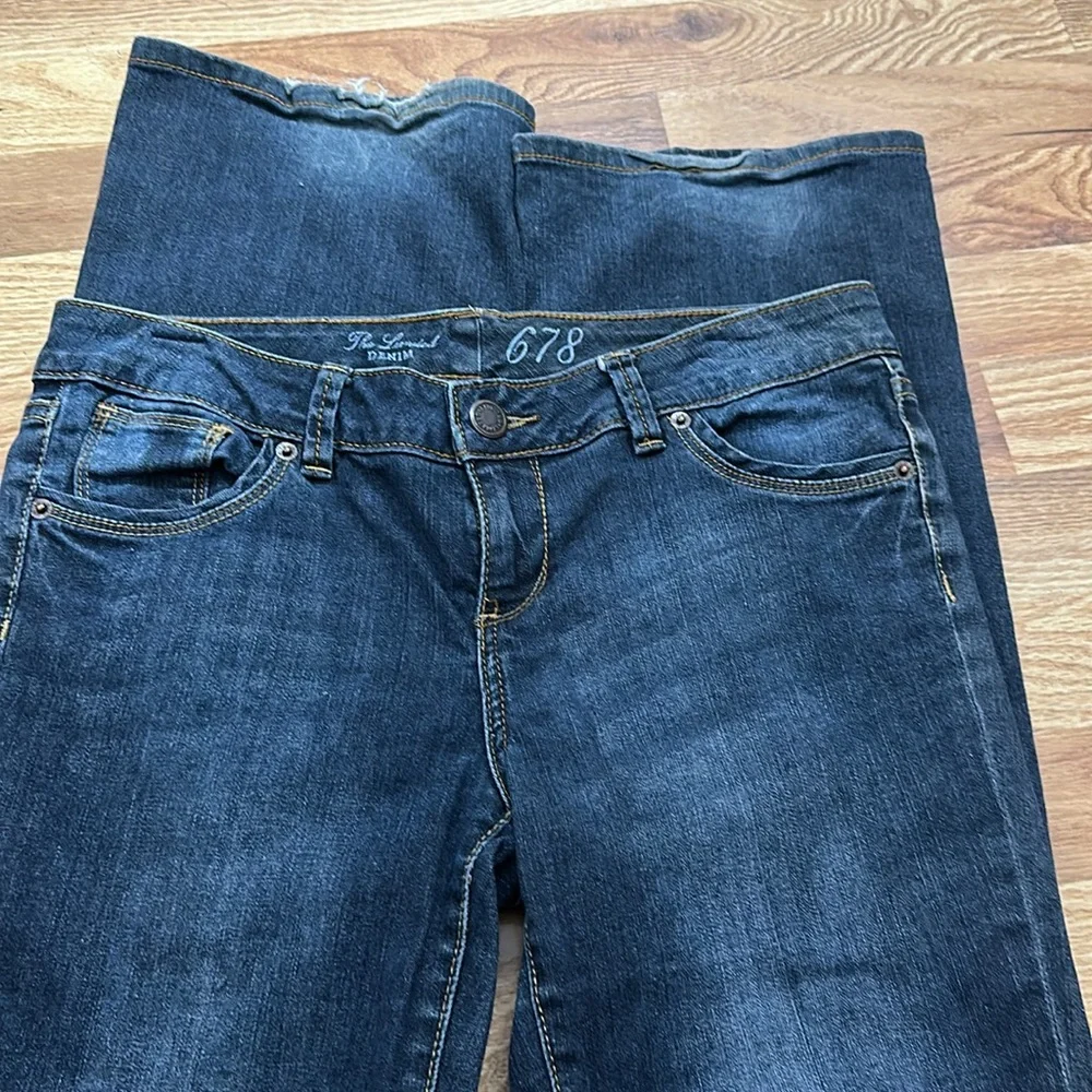 Limited 678 boot cut jeans size 8L